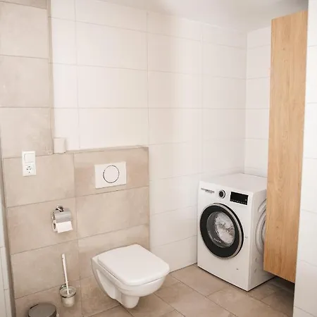 Mit Burgblick Apartament *